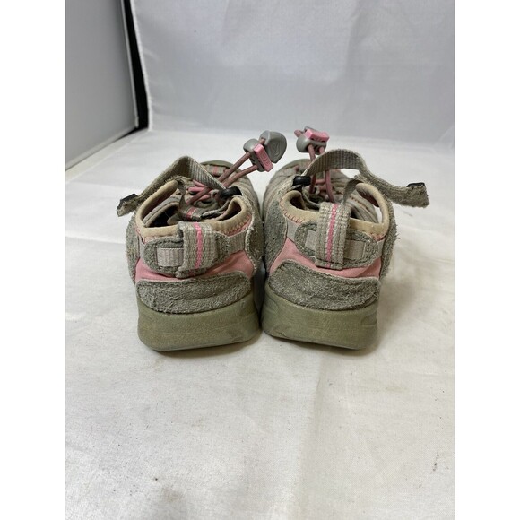 KEEN Girls Youth Pink Waterproof Hiking Camping Sport Sandals Size 9 - Picture 3 of 10